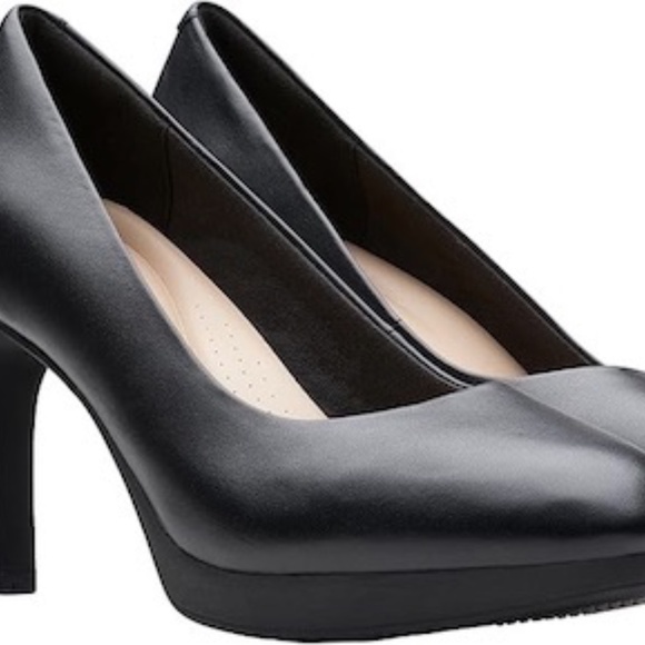 Clarks Leather Pump 8W - Picture 1 of 4